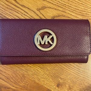 Micheal Kors Wallet